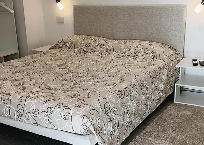 Apartamento Panoramic House Maggiore *